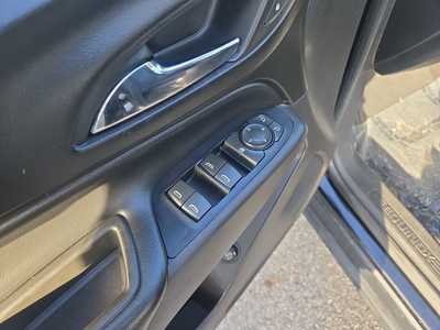 2019 Chevrolet Equinox, $14980. Photo 12