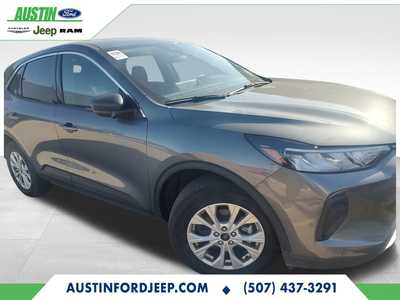 2023 Ford Escape, $24980. Photo 3