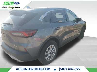 2023 Ford Escape, $24980. Photo 6