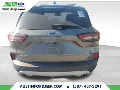 2023 Ford Escape, $24980. Photo 8