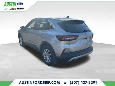 2023 Ford Escape, $24980. Photo 3