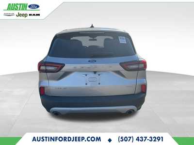 2023 Ford Escape, $24980. Photo 4