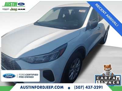 2023 Ford Escape, $25980. Photo 1