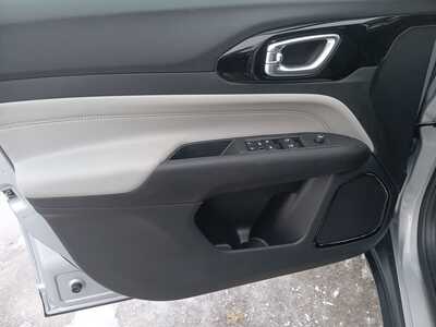 2026 Jeep Compass, $33355. Photo 11