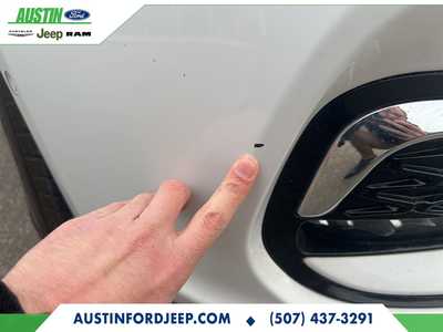 2022 Chrysler Pacifica, $23490. Photo 4