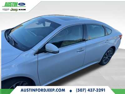 2018 Toyota Avalon, $15980. Photo 8