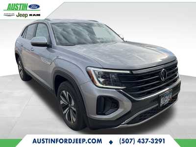 2024 Volkswagen Atlas, $28990. Photo 2