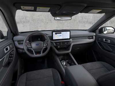 2026 Ford Explorer, $59136. Photo 9