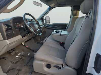 2006 Ford F250 Ext Cab, $12931. Photo 9