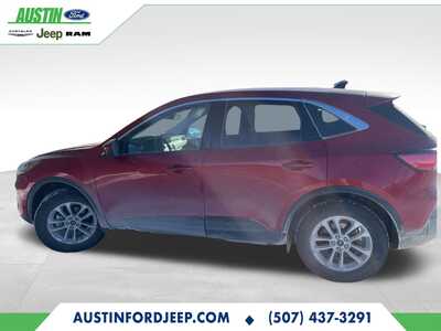 2021 Ford Escape, $17980. Photo 4