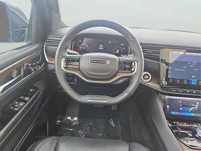 2023 Jeep Grand Wagoneer, $54331. Photo 11