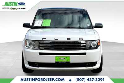 2011 Ford Flex, $6231. Photo 2