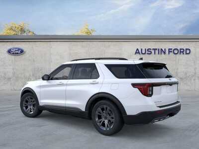 2026 Ford Explorer, $44204. Photo 4