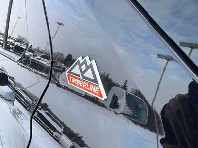 2022 Ford Explorer, $25401. Photo 10