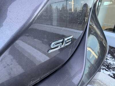 2020 Toyota Camry, $19331. Photo 9