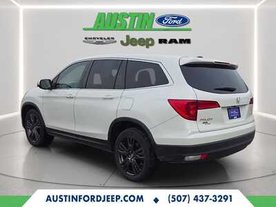 2018 Honda Pilot, $19931. Photo 3