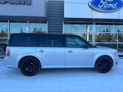 2017 Ford Flex, $10931. Photo 6