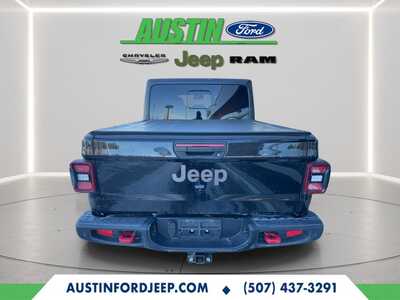 2020 Jeep Gladiator, $29131. Photo 8