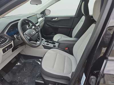 2023 Ford Escape, $23600. Photo 9