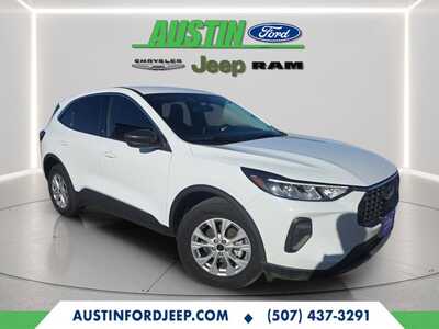 2023 Ford Escape, $23931. Photo 7