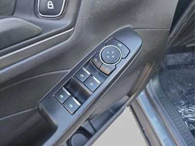 2023 Ford Escape, $22206. Photo 11