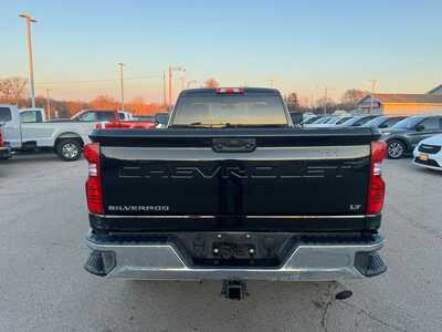 2022 Chevrolet 3500 Reg Cab, $45601. Photo 4