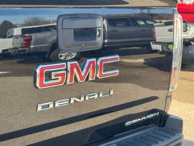2022 GMC Canyon Crew Cab, $27931. Photo 11