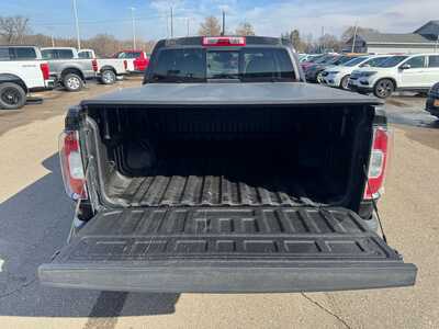 2022 GMC Canyon Crew Cab, $27931. Photo 5