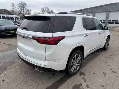 2022 Chevrolet Traverse, $23931. Photo 6