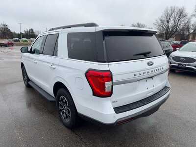 2022 Ford Expedition, $33201. Photo 3
