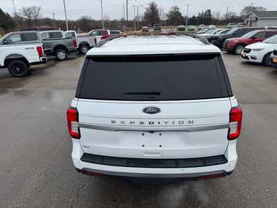 2022 Ford Expedition, $33201. Photo 5