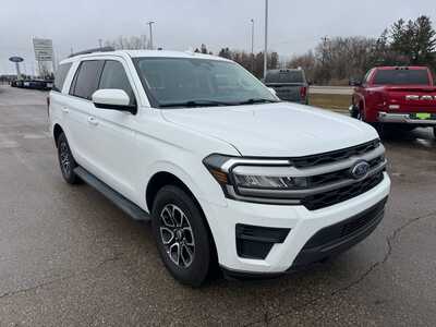 2022 Ford Expedition, $33201. Photo 8