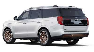 2025 Ford Expedition, $88225. Photo 2