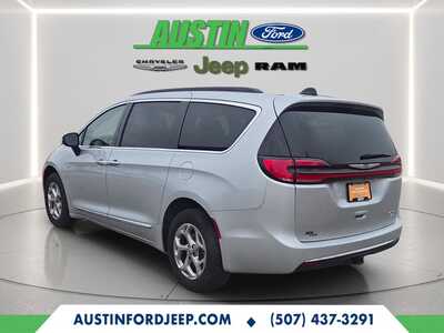 2023 Chrysler Pacifica, $34921. Photo 2