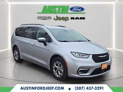 2023 Chrysler Pacifica, $34921. Photo 6