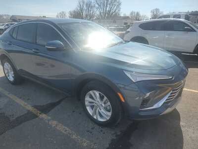 2025 Buick Envista, $22465. Photo 7