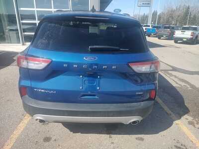 2022 Ford Escape, $25638. Photo 4