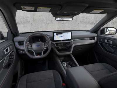 2026 Ford Explorer, $57741. Photo 9