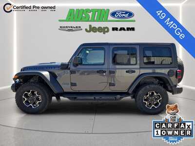 2021 Jeep Wrangler Unlimited, $27330. Photo 2