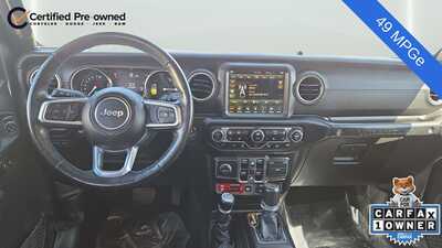 2021 Jeep Wrangler Unlimited, $27330. Photo 9