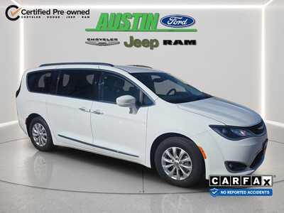 2018 Chrysler Pacifica, $13965. Photo 7