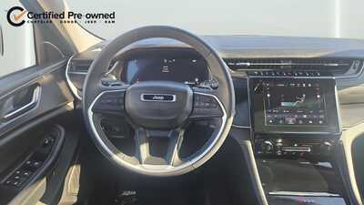 2023 Jeep Grand Cherokee, $24845. Photo 11
