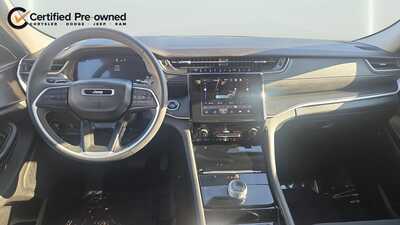 2023 Jeep Grand Cherokee, $24845. Photo 9