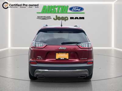 2019 Jeep Cherokee, $17140. Photo 4