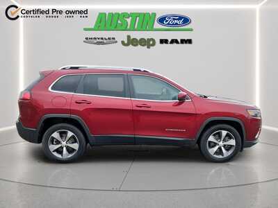 2019 Jeep Cherokee, $17140. Photo 6