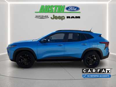 2025 Chevrolet Trax, $22040. Photo 2