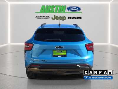 2025 Chevrolet Trax, $22040. Photo 4