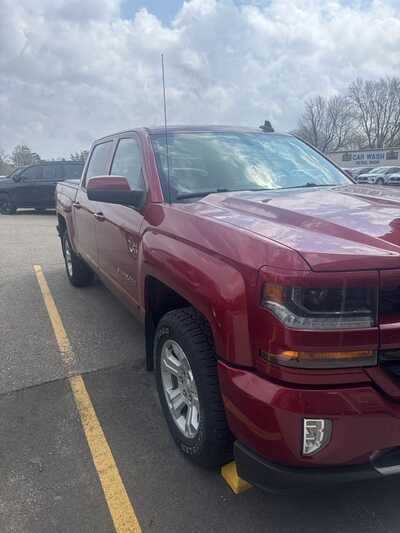 2018 Chevrolet 1500 Crew Cab, $22980. Photo 3