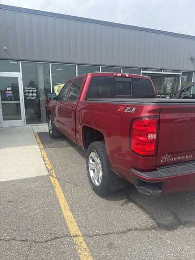 2018 Chevrolet 1500 Crew Cab, $22980. Photo 4