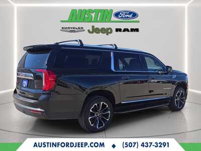 2023 GMC Yukon XL, $44980. Photo 5